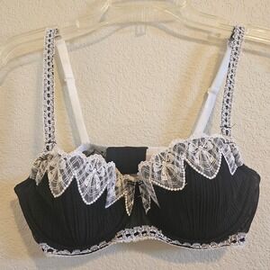 Jezebel Vintage Style Black White Lace Pleated Mesh Balconette Bra Underwire 36C